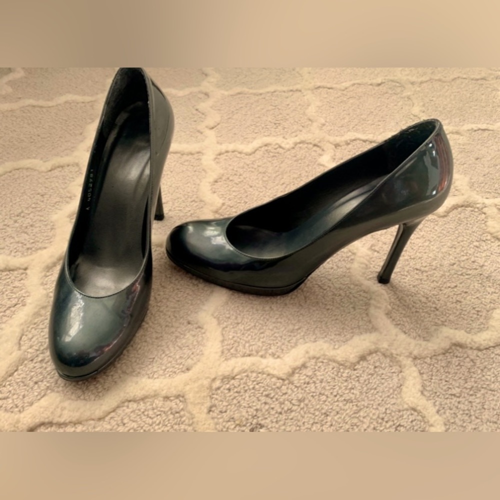 Stuart Weitzman Patent Leather Pumps 7.5 N Luxury Metallic Green Heels Shoes